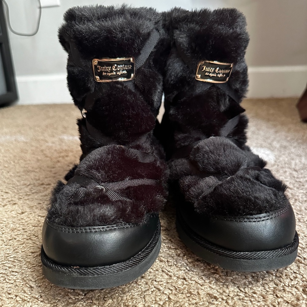 Juicy couture boots